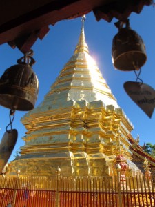 Goldener Chedi des Wat Suthep
