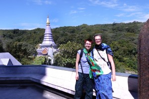 Ina und Mili mit der Kings Pagoda