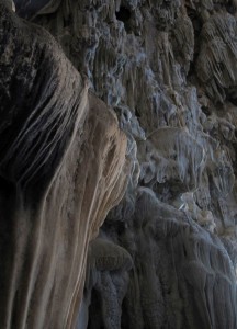 Tropfsteine in der Höhle Tham Phu Kham