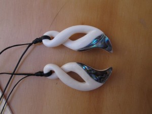 Fertiges Ohrringpaar